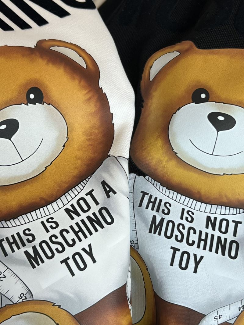 Moschino Hoodies